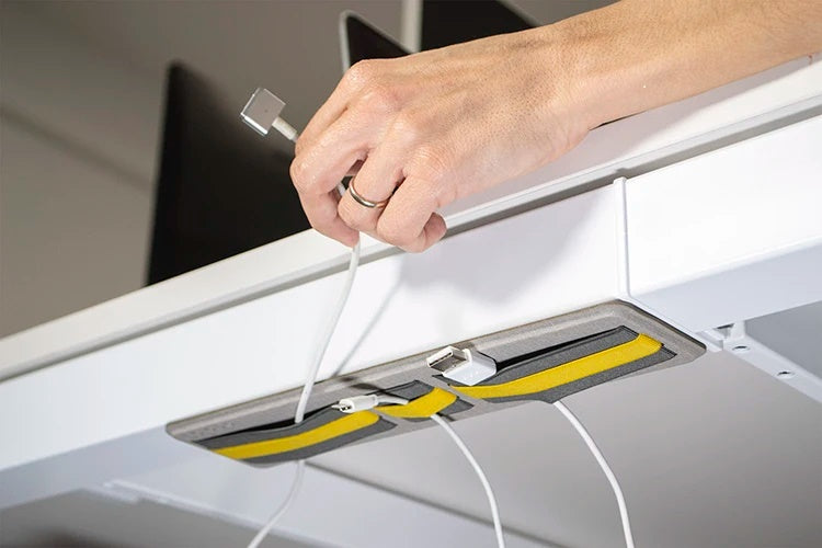 Organizador adhesivo accesorios y cables